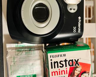 Polaroid 300