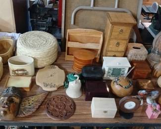 Wood Boxes, Wicker Baskets, Pottery, Folk Art, Home Décor Accents