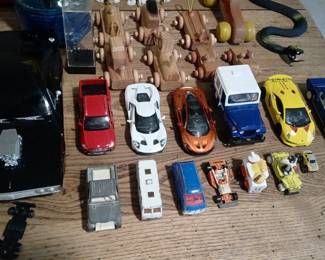 Lot of Diecast Cars & Wooden Toy Vehicles – Hot Wheels Matchbox Car Collection