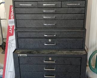 US General Tool Chest & Rolling Cabinet – 13 Drawer Black Storage Box