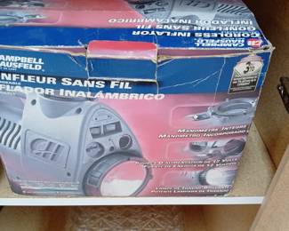 Campbell Hausfeld Cordless Rechargeable 12V Inflator