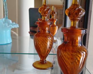 Vintage Amber Glass Perfume Bottles with Stoppers – Swirl Ribbed Design – Vanity Décor – Mid-Century