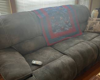 Recliner sofa