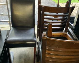 Table and chairs set