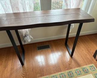 Beautiful accent pieces throughout 