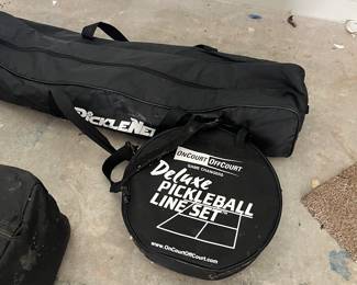 DELUXE PICKLEBALL SET
