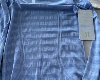 brand new lululemon ladies shirt