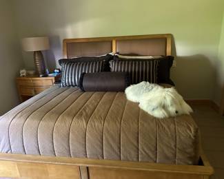 Bedding and mattress to be sold as well