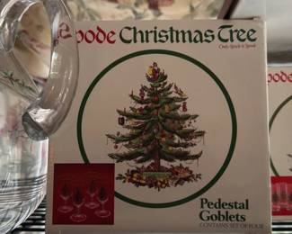 Spode Christmas Tree Pedestal Goblets 