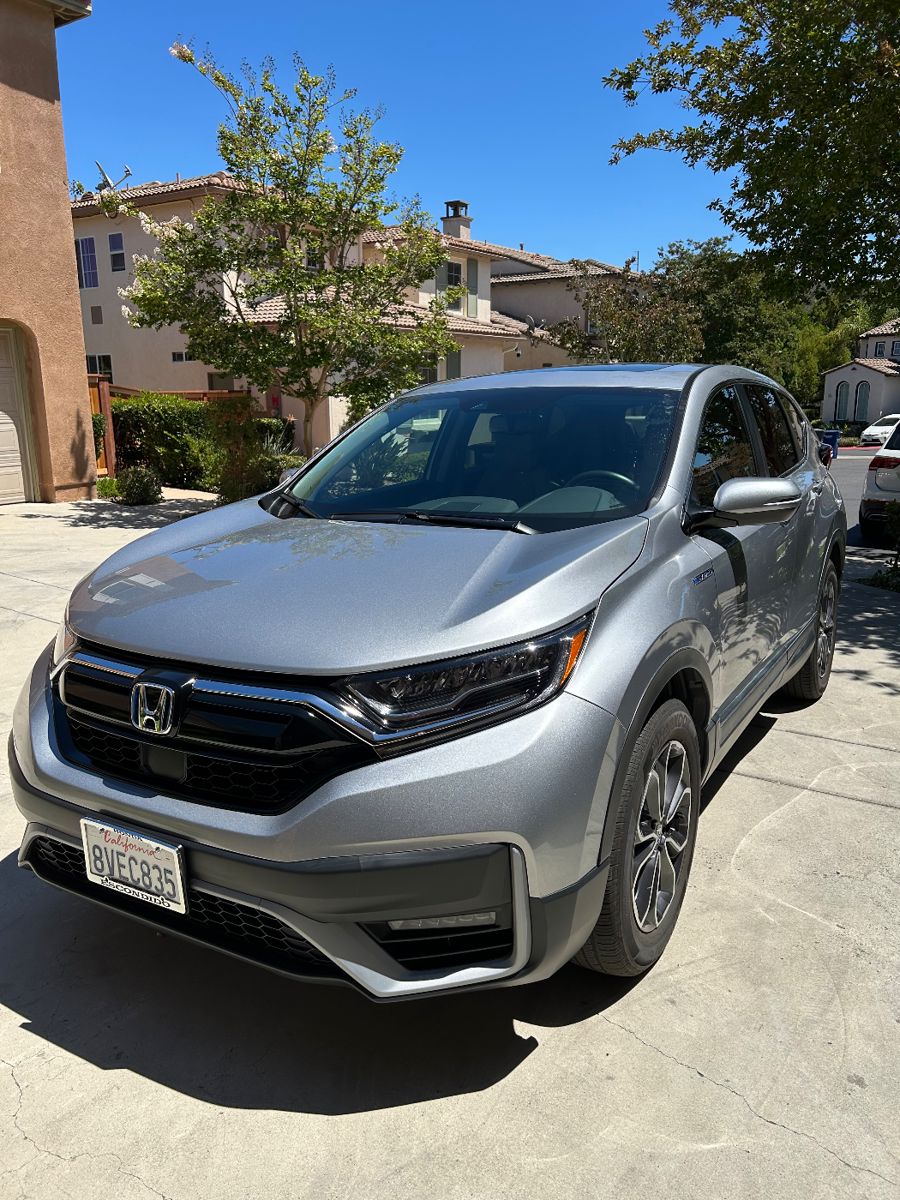2021 Honda CRV Hybrid. 17,000 miles. Asking price is $34,000.