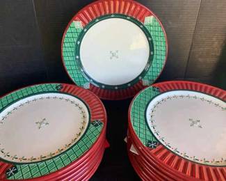 KG214Jessica Flick Christmas Plates
