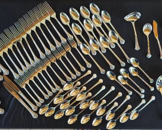 KG222Gorham silverware set