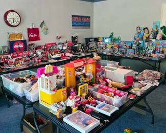 Pop culture toys and collectibles