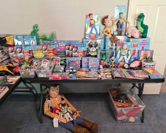 Star Wars and vintage Star Wars toys and collectibles