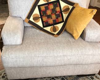 Hand quilted square in fall colors