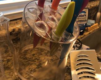 Plastic knife block and five knife set of Kershaw Knives by Pure Komachi
