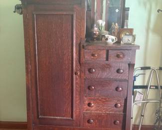 Nice wardrobe that just needs a little love