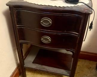 cabinet
*****Available to be purchased and picked up before the sale****