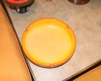 Vintage LE Smith Orange Bittersweet Round Glass Ashtray