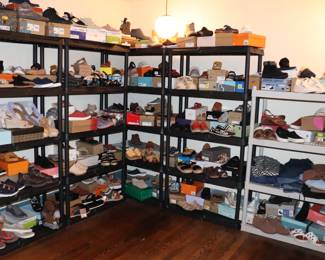 All size 7 shoe in this room. Size 8 in other room