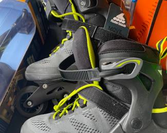 New Roller Blades size 7