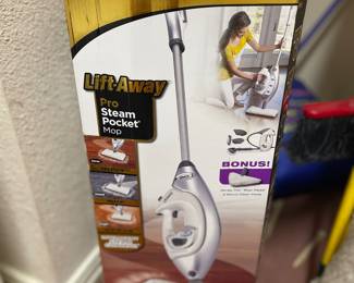Shark Pro Steam Pocket Mop