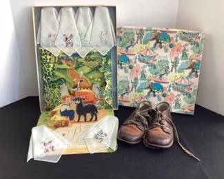 Vintage handkerchief set