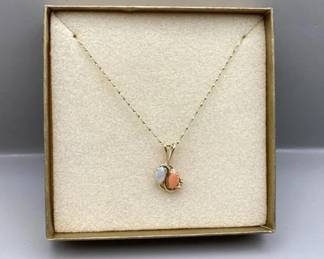 Maui Divers jewelry. Quality gold jewelry (several more items available, see catalog for more.)