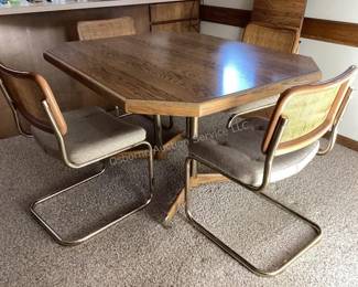Table, leaf & chairs