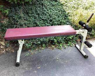 Weight bench