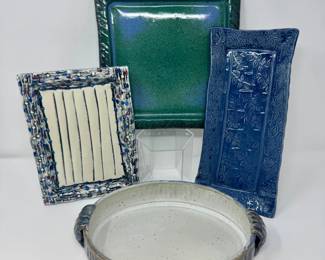 24 ERobinsonSignedPotteryPlattersOvalBakerSet4pcs