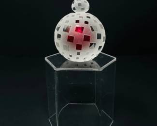 51 FrostedGlassPerfumeBottlewRedGeometricInset