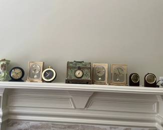 grouping of battery operated clocks