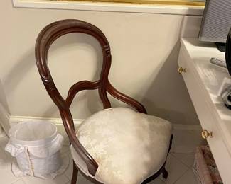 balloon back side chair