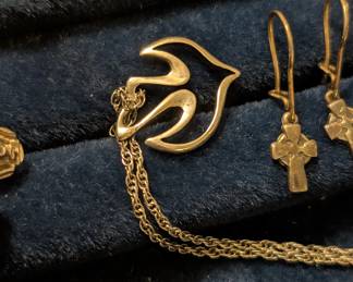 James Avery