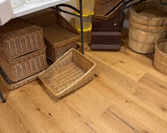KITCHEN WARE