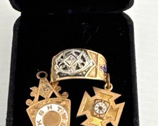 GOLD MASONIC RING 1950'S AND 2 FOBS