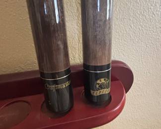Craftmaster Billiards "Classic" Table with Ball and , Cues and Accessories $1100 (Estimate for professional move and set up min $675 depending on location)
