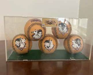 San Francisco Giants Legends Collectors Series Chevron Baseball Set
