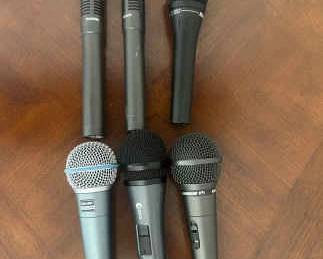 6 Microphones, Shure, Sennheiser, Sampson, Carvin