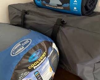 CAMPING Sleep Cell Sleeping Bag, Wildfinder Car Tent, Lanterns Blanket