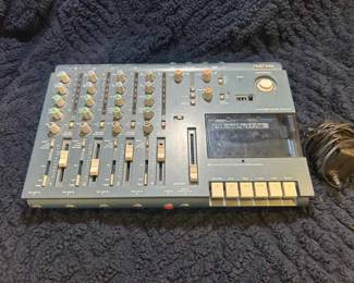 Tascam Portastudio 414 MKII 4Track Recorder and Mixer
