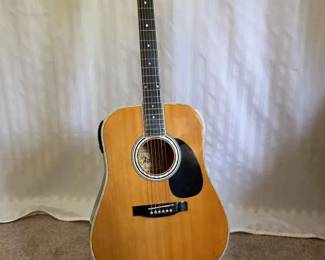 Esteban American Legacy AL100 Acoustic Electric Guitar