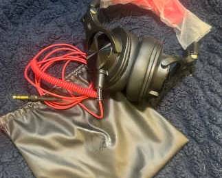 OneOdio A70 Fusion Wired Headphones