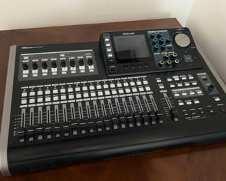 Tascam DP24SD 24Track Digital Portastudio