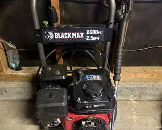 Black Max 2500 PSI Gas Pressure Washer