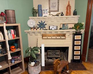 Lots & Lots of Decor!
