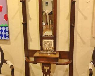 Victorian Eastlake Beveled Mirror Hall Tree