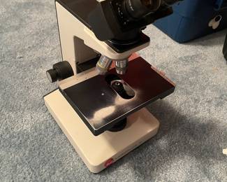 G21- $150. Leitz Laborlux D Microscope With Case