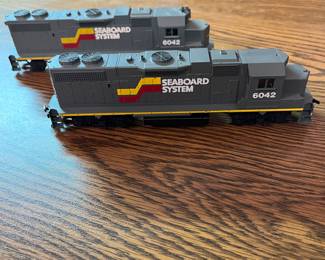 G9 - $25 Each. 2 Available HO Scale Seaboard System 6042